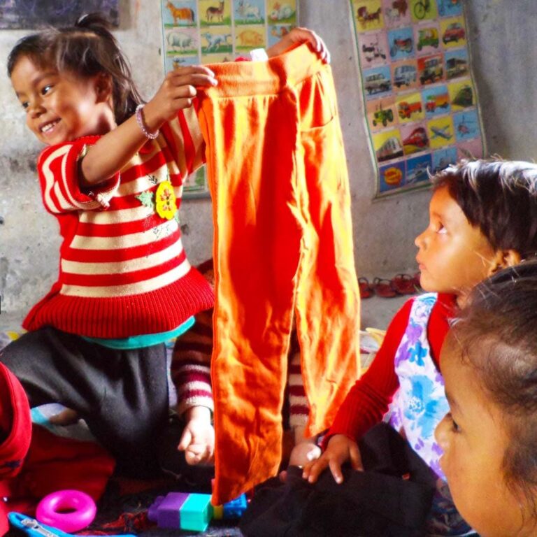 Where to Donate Old Clothes in Lucknow