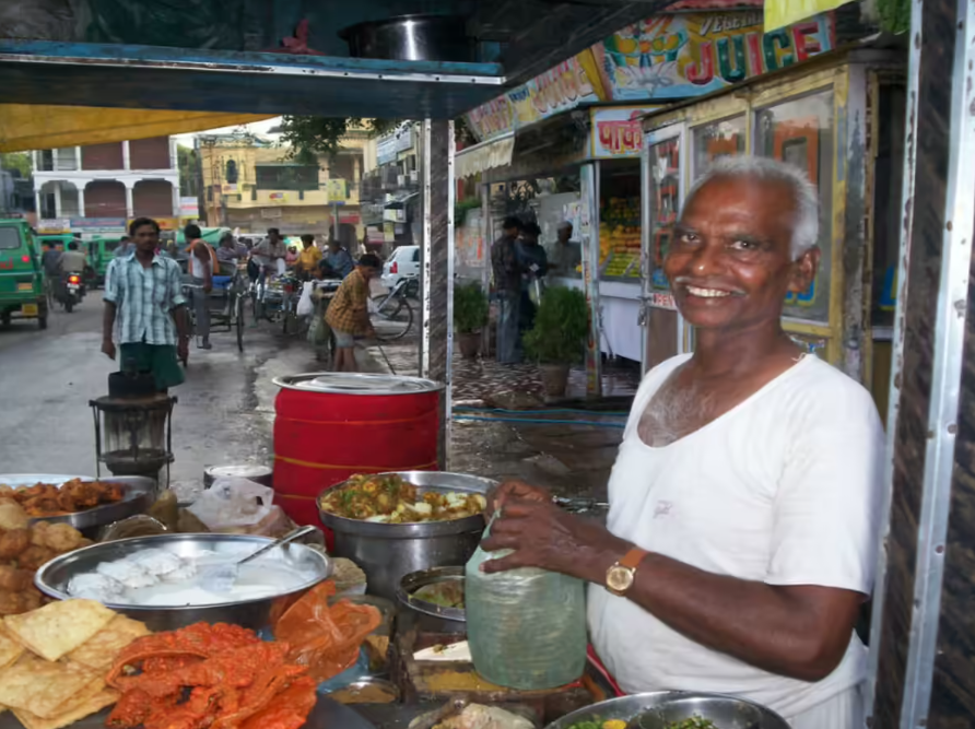 Aminabad street food