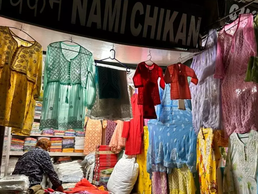 chowk lucknow chikankari